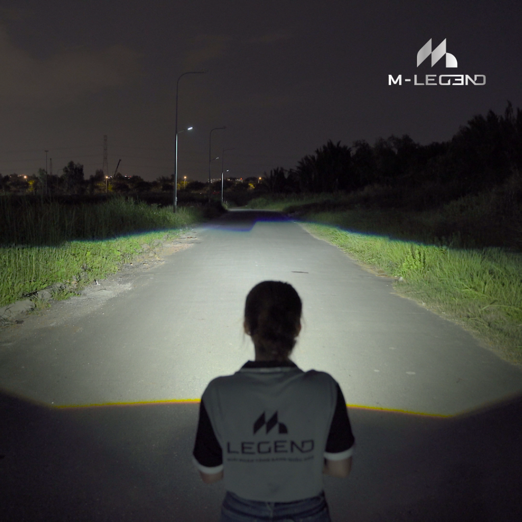 Ánh sáng bi LED Mazda 3 sau khi nâng cấp bằng bi LED MD